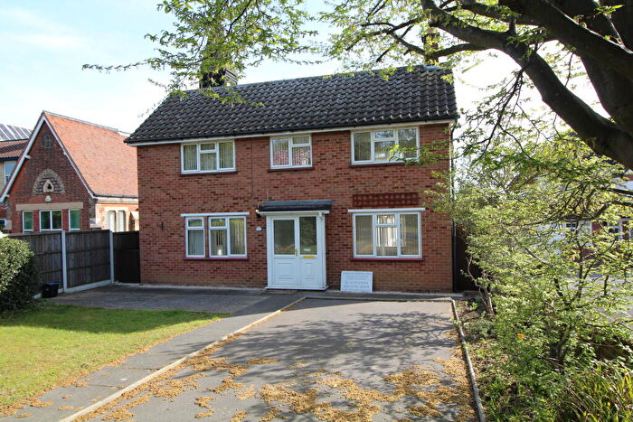 3 Bedroom Detached House To Rent In Hall Lane, Brentwood, CM15