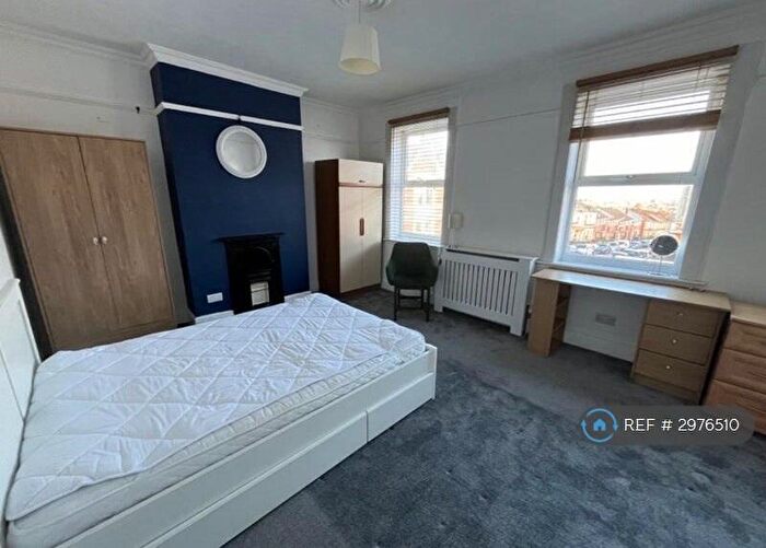 4 Bedroom Terraced House To Rent In Jubilee Road, Exeter, EX1