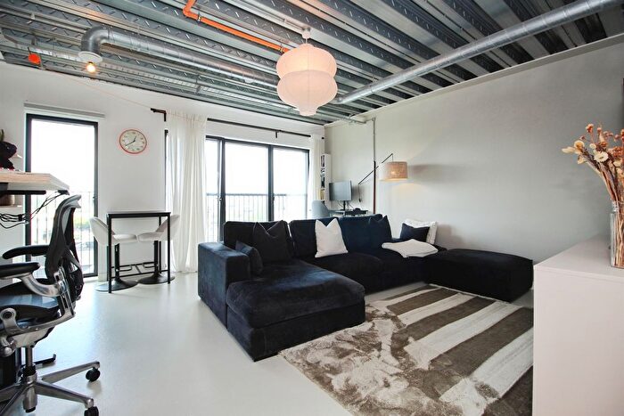 1 Bedroom Flat For Sale In Happy Walk, Leeds, LS9