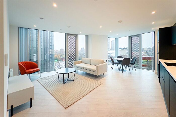 2 Bedroom Apartment To Rent In Vista River Tower, M3