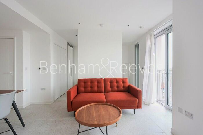 1 Bedroom Apartment To Rent In The Silk District, Whitechapel, E1