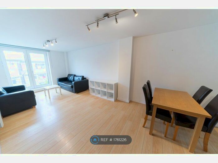 2 Bedroom Flat To Rent In Mowlem Street, London, E2