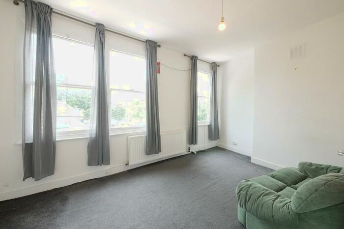 2 Bedroom Apartment To Rent In Hornsey Chambers, Southwold Road, Clapton, E5