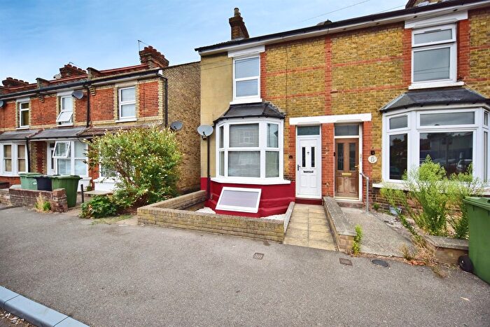 2 Bedroom Terraced House For Sale In Campbell Road, Maidstone, ME15