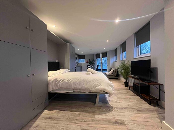 1 Bedroom Studio To Rent In Avenir Heights, Station Approach Road, Coulsdon, CR5