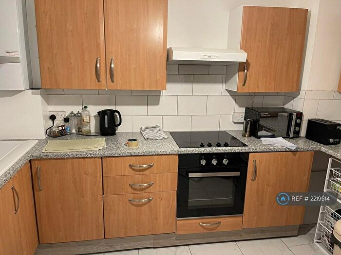 2 Bedroom Flat To Rent In Eglinton Road, Greenwich, SE18