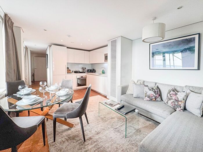 3 Bedroom Flat To Rent In Merchant Square East, London, W2