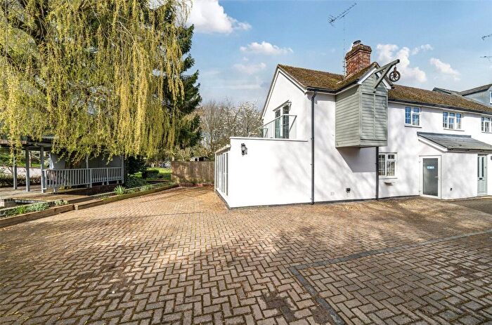 3 Bedroom Semi-Detached House For Sale In Wilton, Marlborough, Wiltshire, SN8