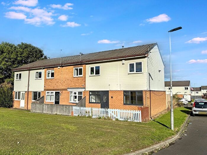 2 Bedroom End Of Terrace House For Sale In Cheviot Place, Peterlee, SR8
