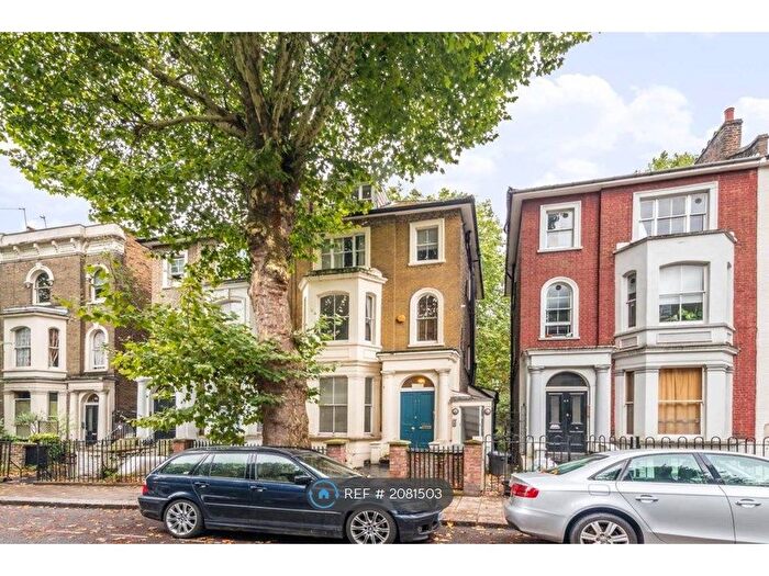 Studio To Rent In Aldridge Road Villas, London, W11