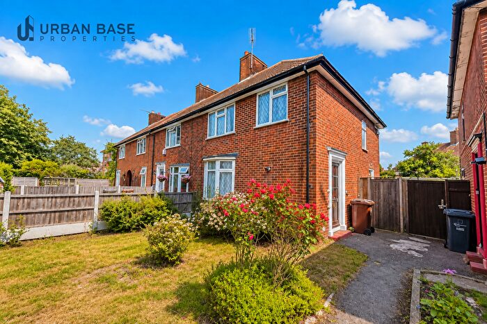 3 Bedroom Semi-Detached House To Rent In Lodge Avenue, Becontree, Dagenham, RM8