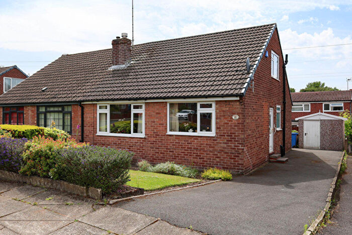 3 Bedroom Semi Detached House For Sale In Marland Hill Road, Rochdale, OL11