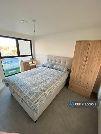 2 Bedroom Flat To Rent In The Tide, Southend-On-Sea, SS1