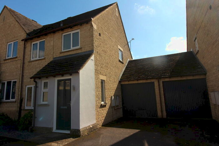 3 Bedroom Semi-Detached House To Rent In Ticknell Piece Road, Charlbury, OX7