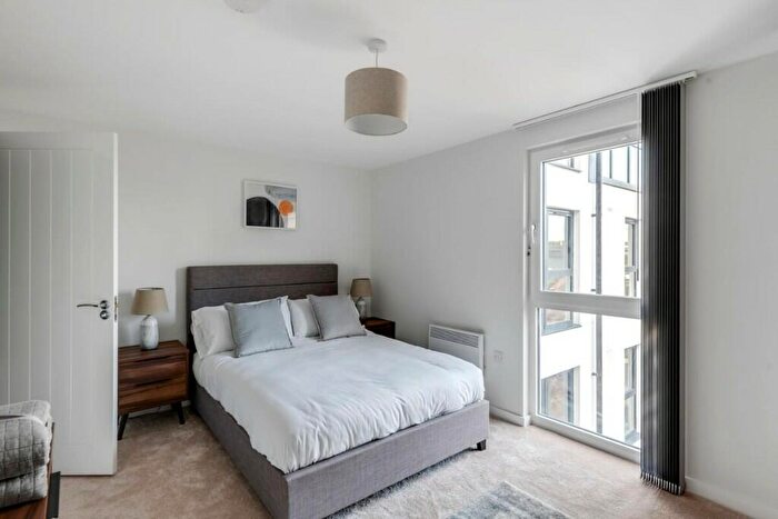 1 Bedroom Serviced Apartments To Rent In Atkinson Street, Leeds, West Yorkshire, LS10