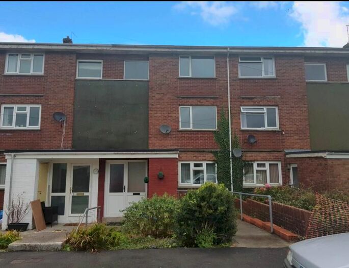 2 Bedroom Property To Rent In Heol Y Bont, Tondu, Bridgend, CF32