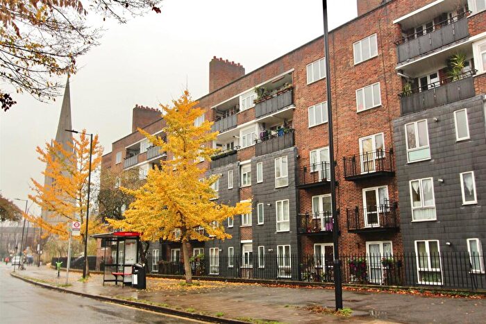 2 Bedroom Apartment To Rent In Gaskin House, Stoke Newington Church Street, N16