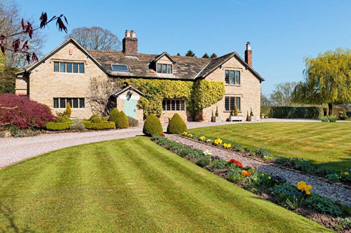 4 Bedroom Detached House For Sale In Wilmslow Road, Mottram St. Andrew, SK10