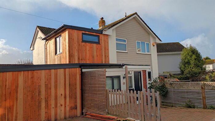 8 Bedroom House For Sale In Homer Crescent, EX33