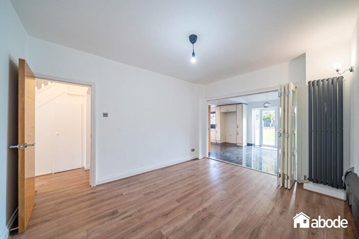 7 Bedroom Semi-detached House For Sale In Rosemoor Drive, Liverpool, L23
