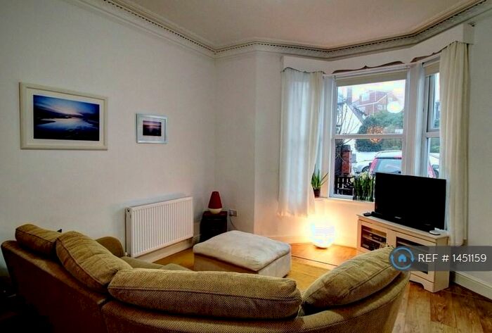 2 Bedroom Flat To Rent In Seabank Road, New Brighton, CH45