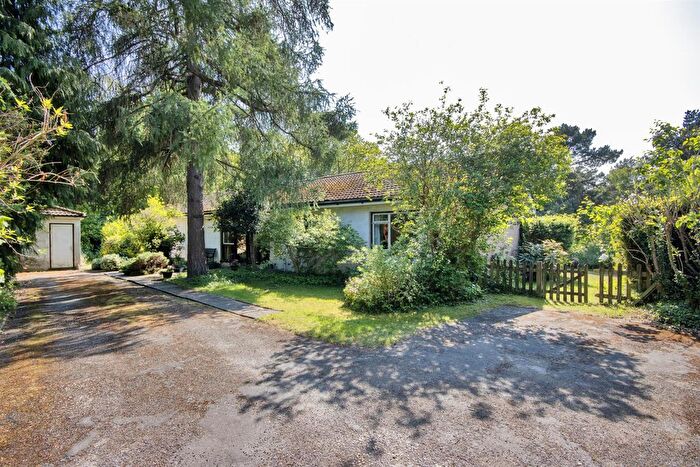 4 Bedroom Bungalow For Sale In Platt Common, Platt, Sevenoaks, TN15