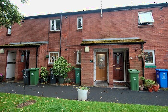 1 Bedroom Flat To Rent In Watermill Court, Ashton-Under-Lyne, Lancashire, OL7