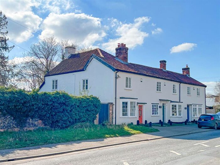 4 Bedroom End Of Terrace House To Rent In Bury Road, Kentford, CB8