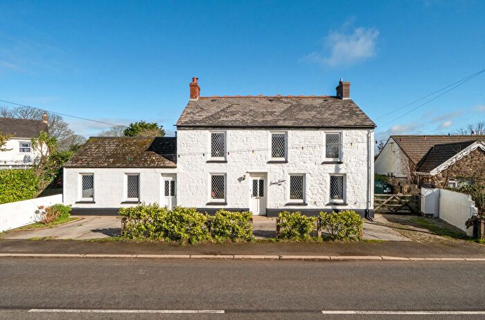 4 Bedroom Detached House For Sale In Chapel Road, Leedstown, Hayle, Cornwall, TR27