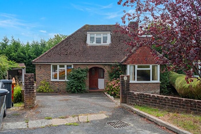 3 Bedroom Detached House For Sale In Ash Grove, Haywards Heath, RH16
