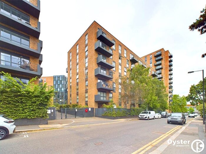 1 Bedroom Apartment To Rent In Lyon Road, Harrow, HA1