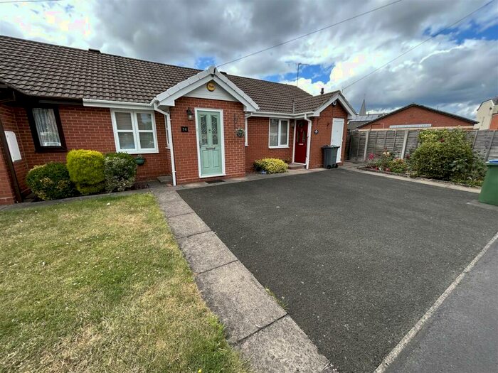 1 Bedroom Bungalow To Rent In John Street, Rowley Regis, B65