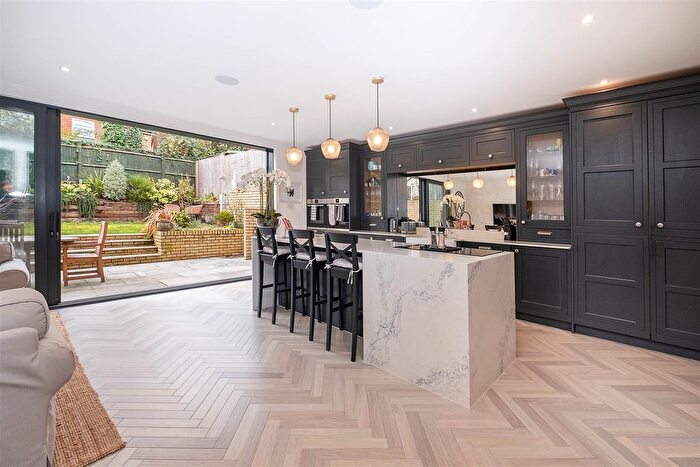 4 Bedroom Semi-detached House For Sale In Kings Drive, Thames Ditton, KT7