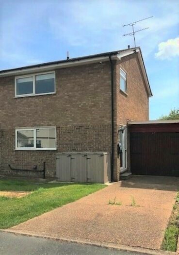 3 Bedroom Semi-Detached House To Rent In Meadowlands, Kirton, IP10