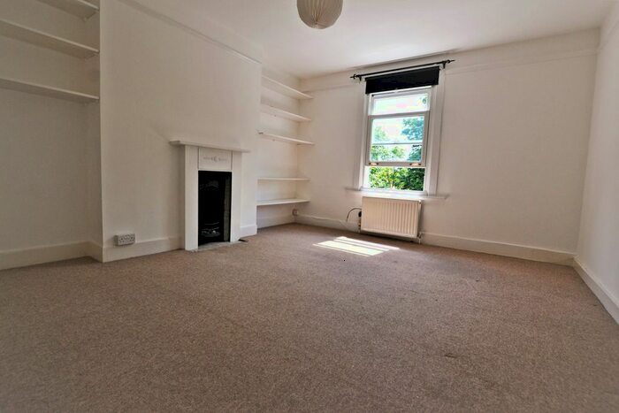 1 Bedroom Flat To Rent In Grange Park, Ealing, London, W5