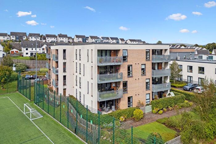 2 Bedroom Flat For Sale In St Andrews Way, Bearsden, G61