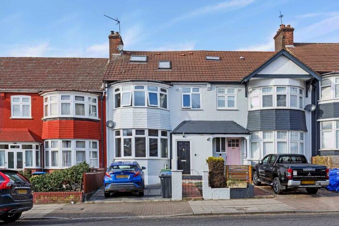 4 Bedroom House To Rent In All Souls Avenue, Kensal Rise, NW10