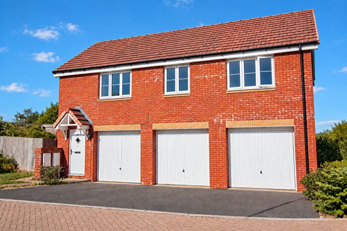 2 Bedroom Coach House For Sale In William Close, Ottery St Mary, EX11