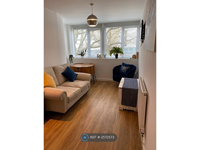 2 Bedroom Flat To Rent In Enterprise House, Portsmouth, PO1