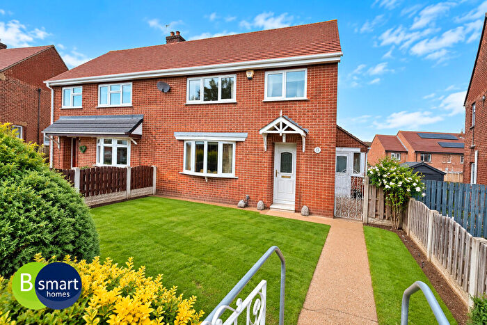 3 Bedroom Semi-Detached House For Sale In Roberts Avenue, Conisbrough, DN12