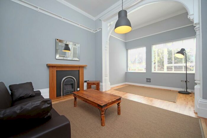 1 Bedroom Flat To Rent In Osborne Road Windsor, SL4