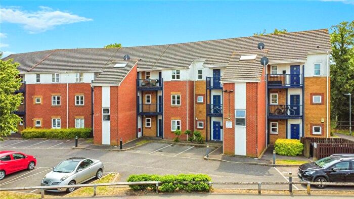2 Bedroom Apartment To Rent In Kennet Walk, Reading, Berkshire, RG1
