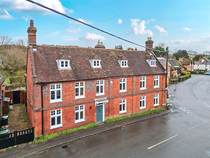 6 Bedroom Detached House To Rent In The Square, Cranborne, Wimborne, BH21