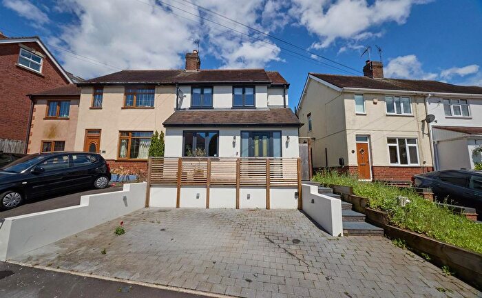 3 Bedroom Semi Detached House For Sale In Britannia Road, Burbage, LE10
