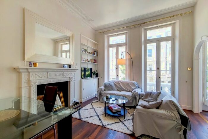 2 Bedroom Flat To Rent In Charleville Road, First Floor Flat, London, W14