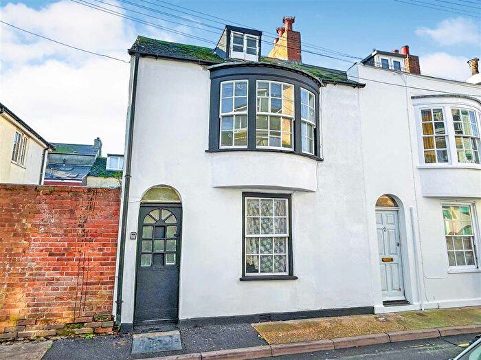 3 Bedroom End Of Terrace House For Sale In Bath Street, Weymouth, DT4