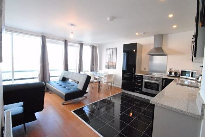 2 Bedroom Flat To Rent In Barge Walk, Platinum Riverside, London, SE10