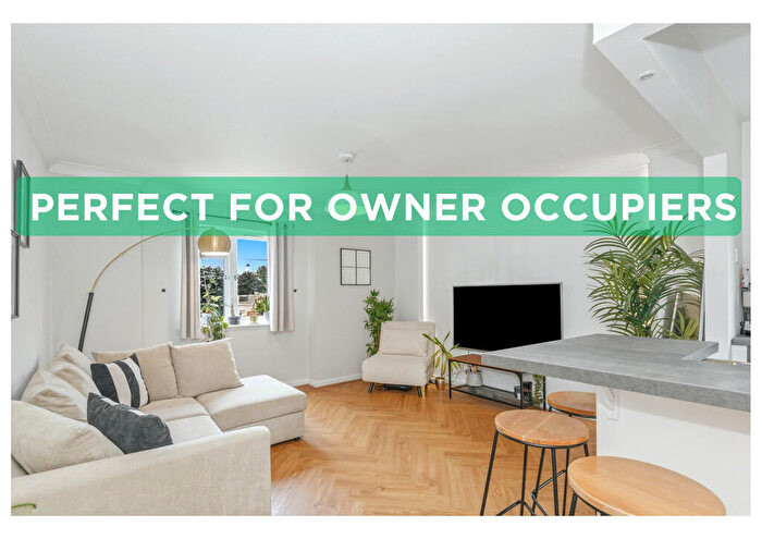 2 Bedroom Apartment For Sale In Langtons Wharf, The Calls, LS2