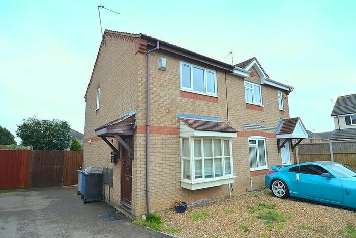 2 Bedroom Semi-Detached House To Rent In Sycamore Close, Kettering, Northamptonshire, NN16