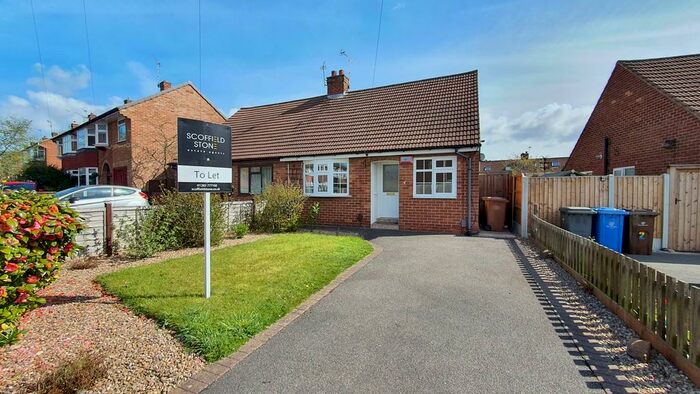 2 Bedroom Detached Bungalow To Rent In Clifton Drive, Mickleover, DE3